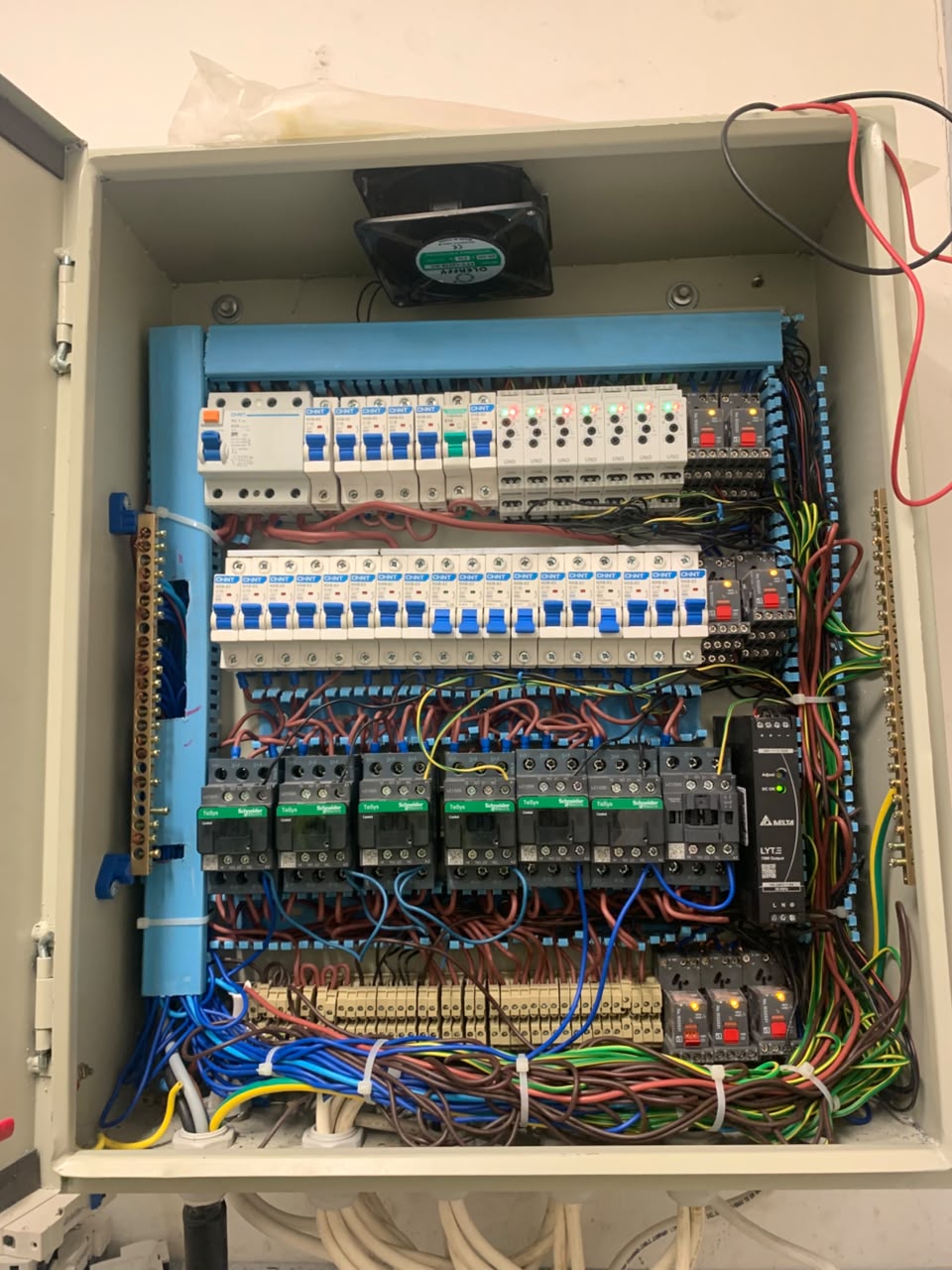 Internal control panel wiring and Schneider contactor bank
