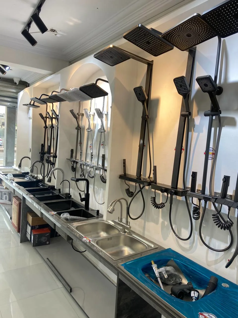 Showroom — Material detail — built implementation